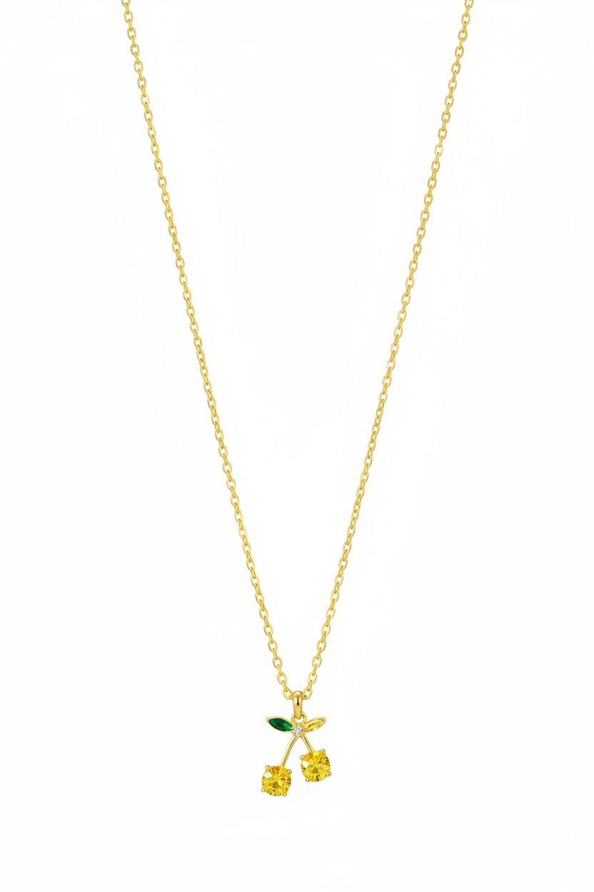 Collar con dije de cerezas