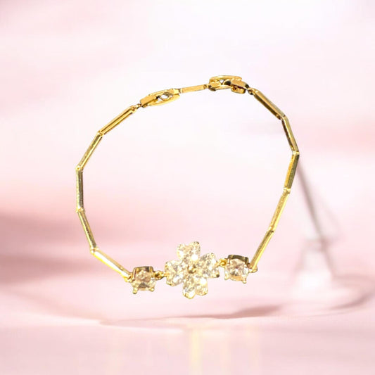 Pulsera con dije de flor central