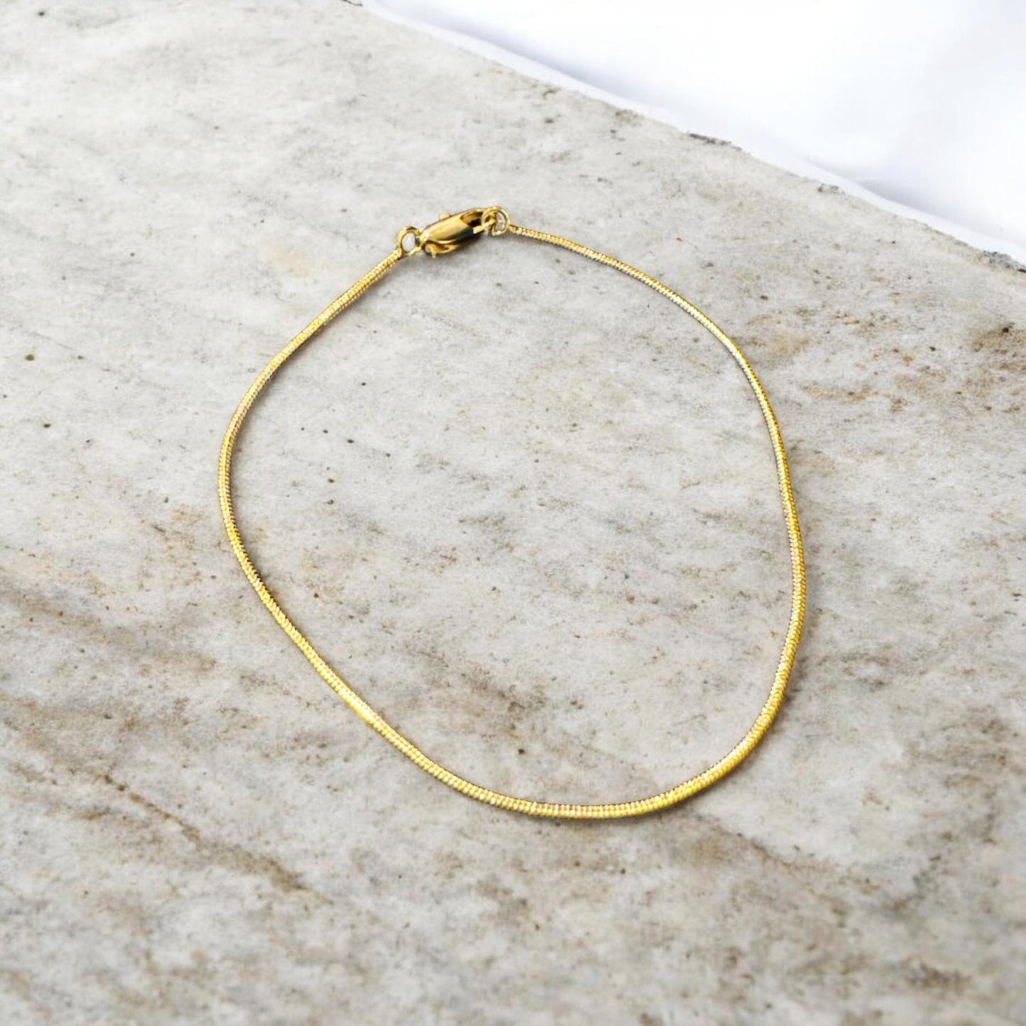Pulsera delgado estilo serpiente